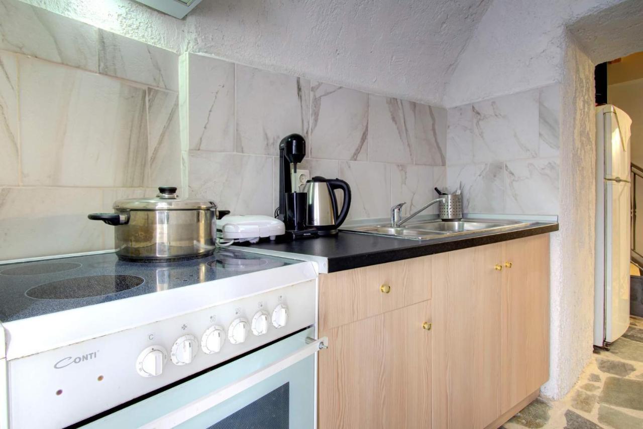 Παραδοσιακό Σπίτι Στο Χωριο Apartment Agioi Deka  Exterior photo
