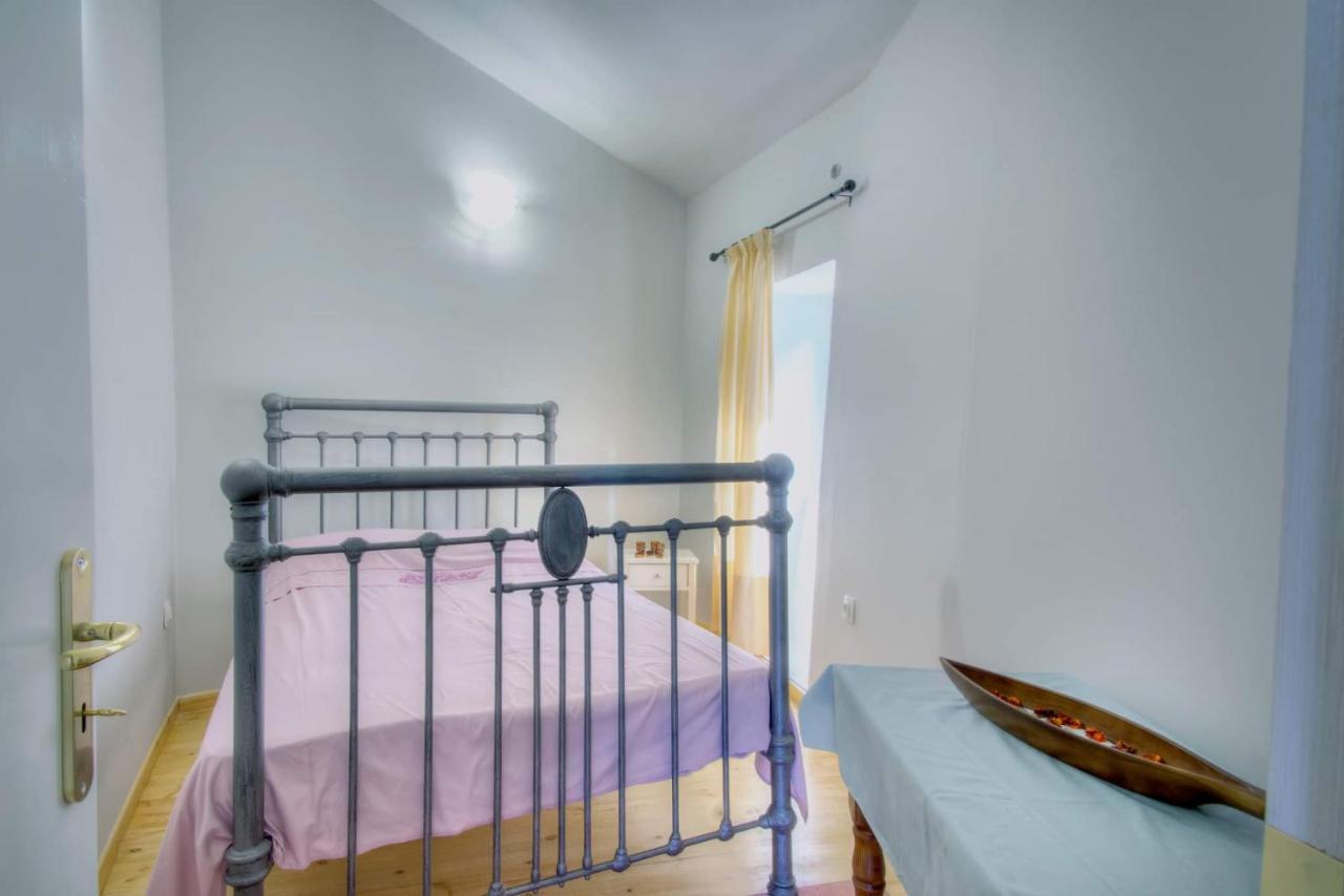 Παραδοσιακό Σπίτι Στο Χωριο Apartment Agioi Deka  Exterior photo