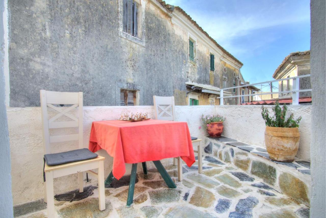 Παραδοσιακό Σπίτι Στο Χωριο Apartment Agioi Deka  Exterior photo
